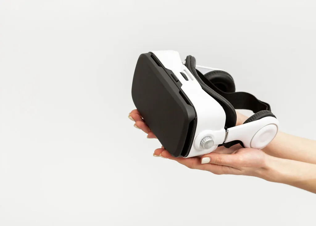 En AHA Eventos ofrecemos una experiencia única con nuestras gafas de realidad virtual en nuestro servicio de animación infantil.